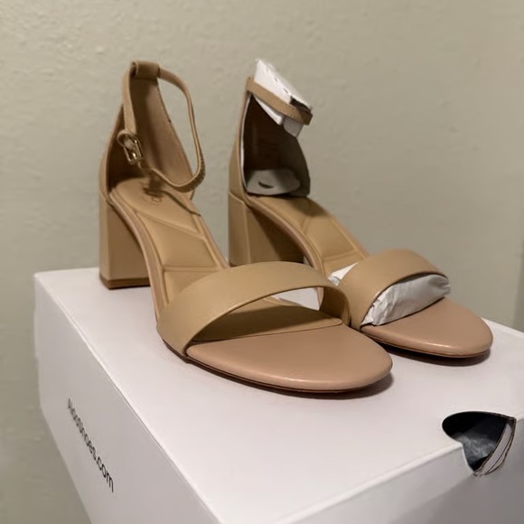 Elegant Tan Ankle Strap Heels - Picture 1 of 3